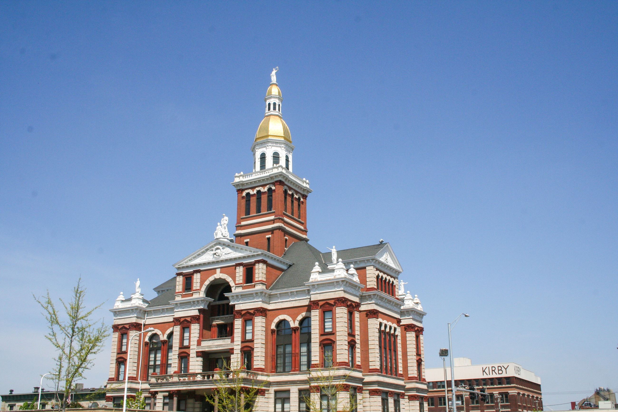 Dubuque County Courthouse